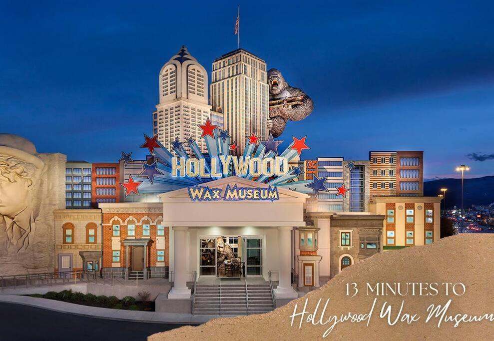 Willow Trace: Family Retreat, Hot Tub, Gaming! พิเจนฟอร์จ ภายนอก รูปภาพ
